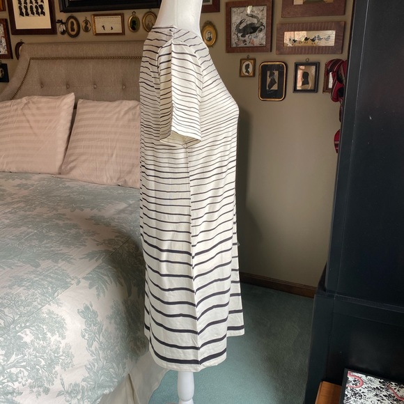 NWT Theory Striped T-Shirt Dress - Picture 3 of 11